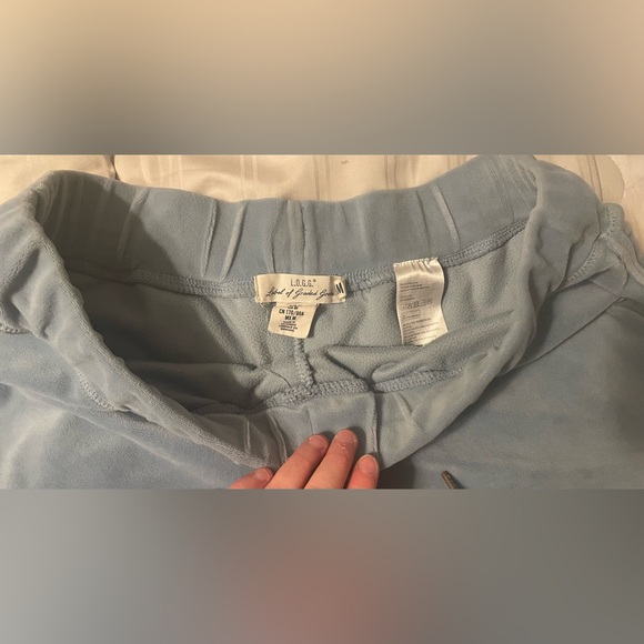 H&M L.O.G.G Women Sz-M Light Blue Velor Shorts - Picture 5 of 6